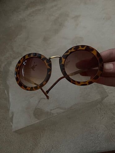 crop top c a: Sunglasses, color - Brown — 1
