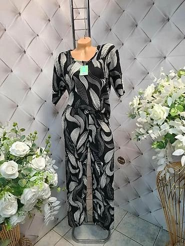 lagane letnje pantalone: Ženski komplet – plisirana majica i pantalone sa printom - Dvodelni — 4