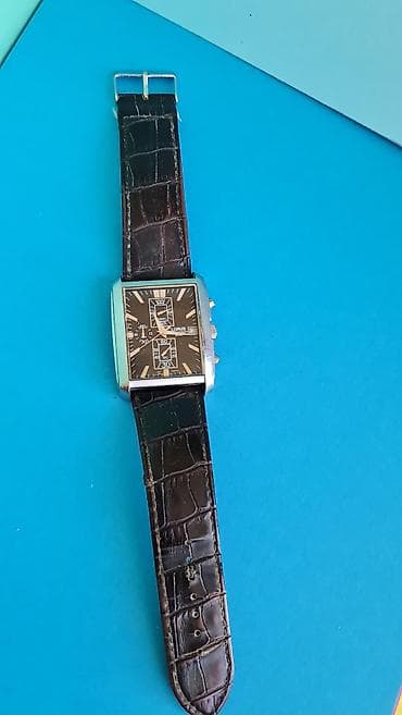 Ručni satovi: Lorus hronograf ručni sat – kvadratno kućište, kvarcni mehanizam — 4