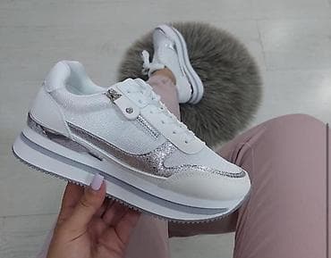 Prelepe zenske patike NOVO!
36-41
Cena 3400 din
DM na lalafo.rs Prelepe zenske patike NOVO!
36-41
Cena 3400 din
DM