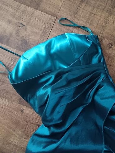 sat omega: Nikada obucenaElegantna svečana haljina u tirkizno-zelenoj boji - — 3