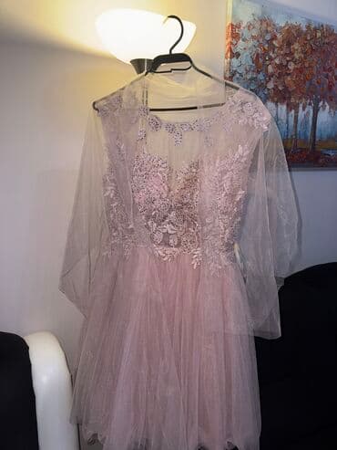 crop top h m: Elegantna haljina u puder‑roze boji - Kroj: kratka A‑linija, raskošan — 8