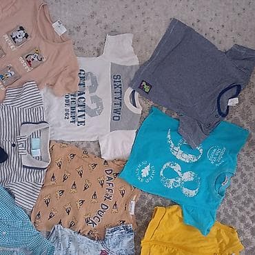 Kompleti: Paket dečje garderobe za dečaka – razni komadi i dezeni (proleće/leto — 2