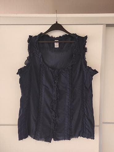 Teget bluza na kopčanje. Materijal pamuk. Iz uvoza, Koton. Poluobim