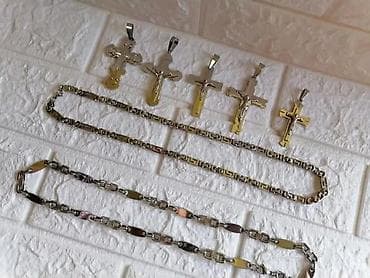 swarovski beograd: Lanac sa krstom Hirurški čelik
Cena:2950 din
💋 — 6