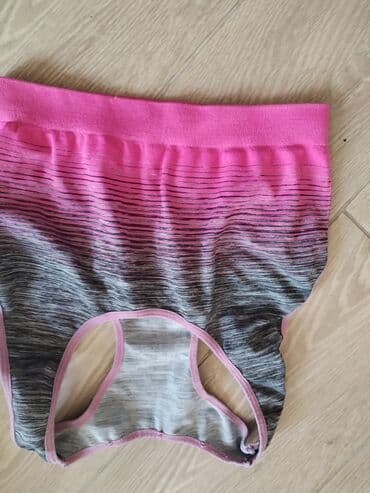 abercrombie and fitch majice: M (EU 38) — 1