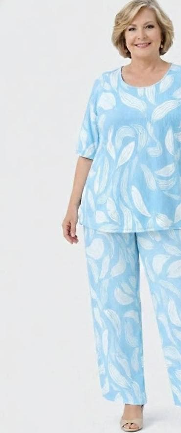 bure pantalone: Komplet (bluza + pantalone) sa printom. - Kratkorukavna bluza ravnog — 4