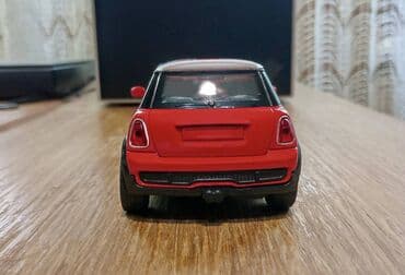 modeli automobila igracke: Nov metalni model automobila Mini Moris. Otvaraju mu se vrata, može da — 2