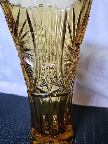 Muzički instrumenti: Vaza 1971g Zabkowice Poljska. Poljska vaza,presovano staklo,nigde — 6