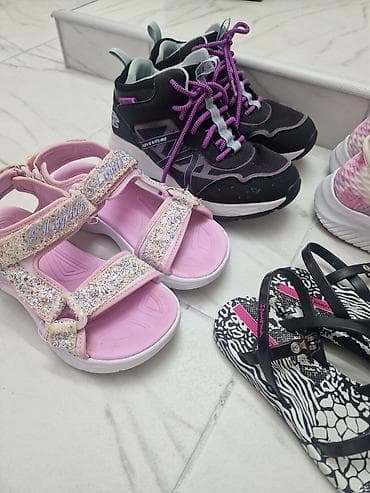 shoestar obuca: Komplet obuće – dečiji i ženski modeli - Dečije sandale Skechers — 2