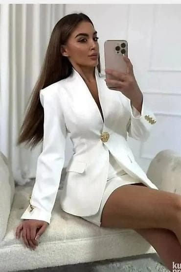 pletene pantalone: Ženski blejzer – elegantan i moderan - Kroj: strukirani blejzer sa — 1