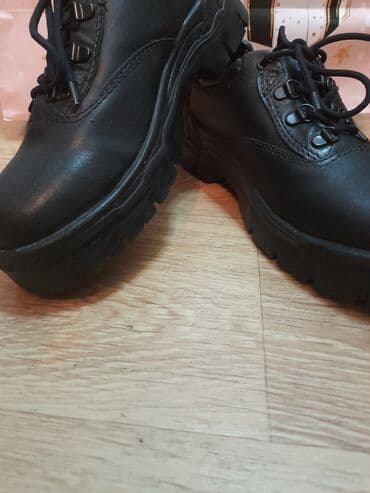 nike air max command white black: Safety work shoes, size - 36 — 5