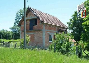 zlatibor kuca prodaja: Na prodaju kuća u Crvenoj Jabuci kod Uba površine 100m2 površina placa — 7