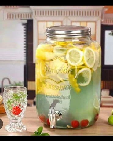 posuda za hranu za poneti: Točilica za limunadu 3000din Retro staklena tegla sa slavinom je — 2