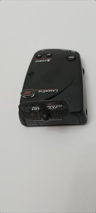 Motocikli i skuteri: Na prodaju radar detektor marke Cobra, model "VG-2 UNDETECTABLE" - — 5