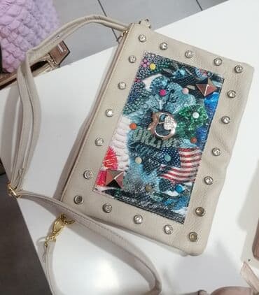 Shoulder bag