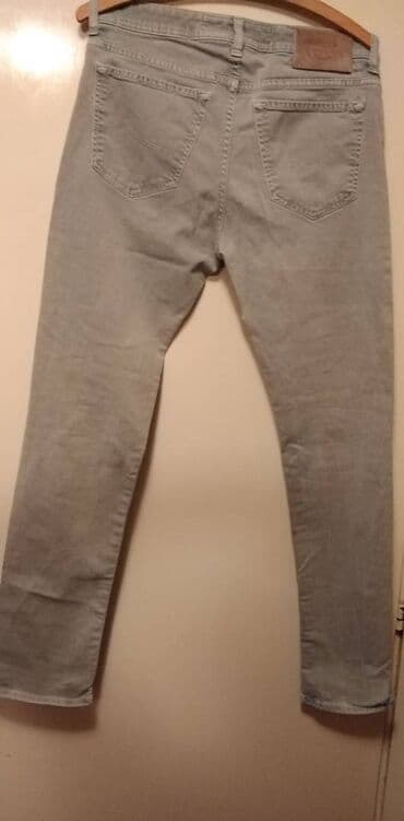 muške pantalone džeparice: Muske farmerke Jacob Cohen vel.33,slim fit,dimenzije:Duzina — 2