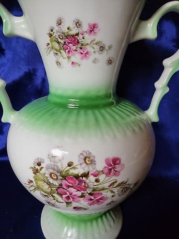 madame coco gornji milanovac: Vaza jugoporcelan Titov Veles iz 70ih.god. Vaza je perfektna sve na — 5