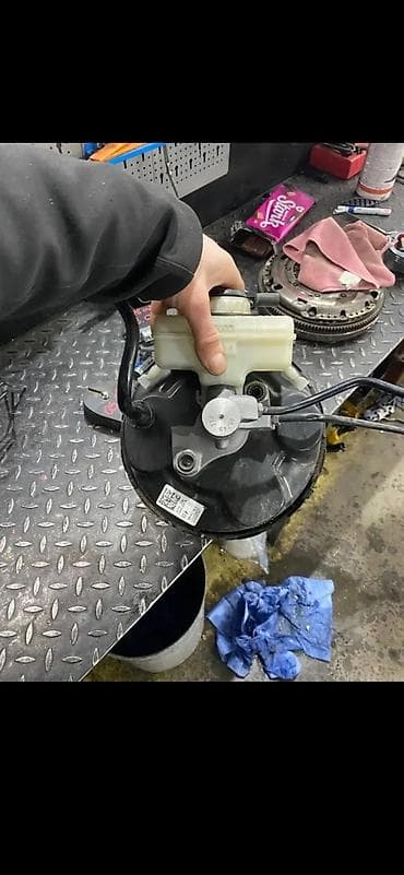 senzor radilice: AUDI Q5 SERVO POJACIVAC VAKUUM APARAT 8R0612103D | Audi delovi zemun — 2