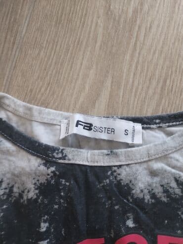 4xl majice: XS (EU 34) — 3