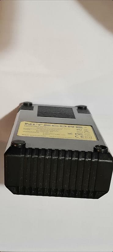 pec od felni: ☆ Prodajem pametni punjač baterija Nitecore Digicharger D2 EU. Nije — 8