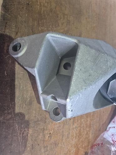 mercedes viano: Nosač motora Reno Twingo 1 (gornji/desni) – aluminijumsko kućište sa — 5