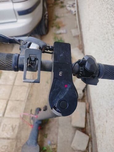 Musical Instruments: Električni trotinet – gradski model sa pneumaticima i disk kočnicom — 8