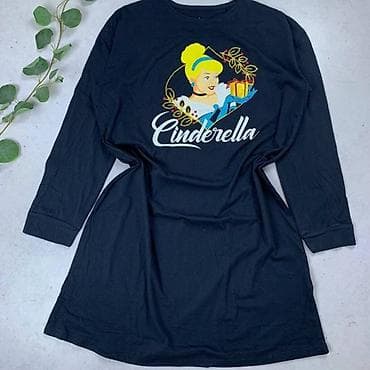 kucne cizme: Spavaćica DISNEY PRINCESS 36/38 NOVA SA ETIKETOM
999din
100% pamuk — 1