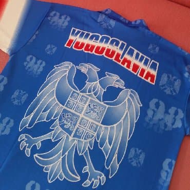 diskver majice cena: Dres reprezentacije Jugoslavije '98 

NAAI 

Veličina S
 
Potpuno nov — 5