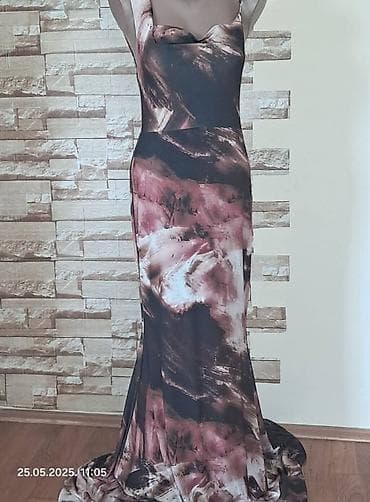 mint boja haljine: Elegantne haljine – izbor modela 1) Bordo mini haljina od somota - — 10