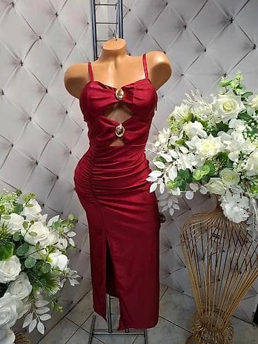 dormeo deka: Elegantna midi haljina sa bretelama i ukrasnim draguljima - Dužina — 2