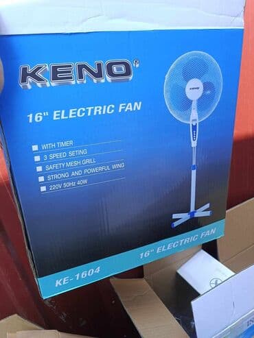 drzac za mobilni u kolima: Tri Keno stajaća ventilatora, bele i plave boje. Imaju tri brzine rada — 2