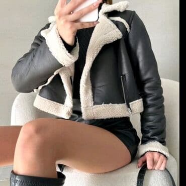 h m ženske zimske jakne: 4800din s m l
Postavljena — 2