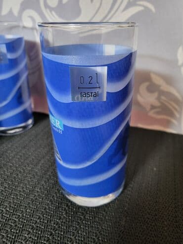 plastične čaše 0 2 cena: Case nove vintaz univerzalne. Case bez ostecenja sve na njima je — 9