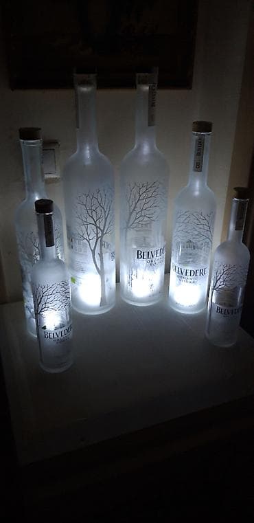 poklopac za tavan: Prazne flaše od Vodke Belvedere organic 0.7l,1.75l i 3l Prodajem — 2