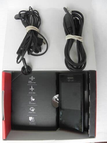 Lg mobilni telefon bl 20, ispravan, malo izgreban ekran, ima