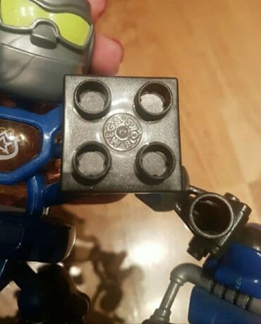 robot na daljinski dexy co: Mega bloks kocke. Robot veliki
Prakticno nov — 9