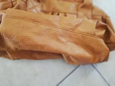 sanel torba cena: Kozna tašna
RASPRODAJA sa mog naloga. Saljem post expresom — 7