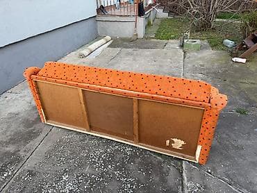 Desks and tables: Trosed na razvlačenje sa kutijom za odlaganje i tepih 8000din - — 6