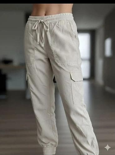 Kućna odeća: Bež cargo/džoger pantalone za žene - Kroj: opušten, džoger stil sa — 1