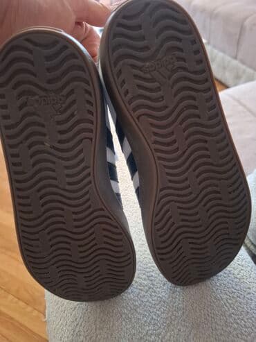 adidas zelene kopacke: Adidas dečije patike sa čičak-trakom - Model: Adidas, klasični dizajn — 4