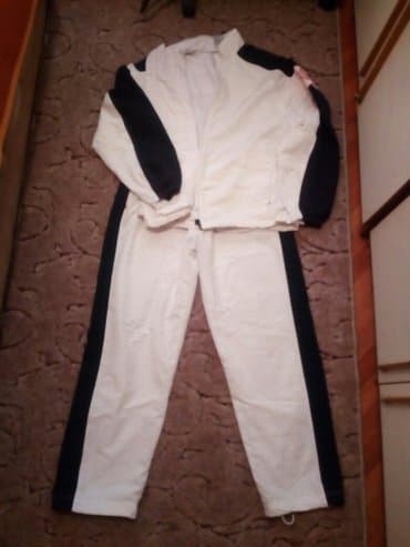 L, bez ostecenja i fleka, iz engleske gornji deo; duzina 74 cm, duzina