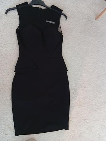 modeli haljina: Čipkana haljina u mint zelenoj boji - Model: ravna/silueta do kolena — 3