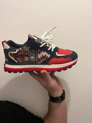 haljine za punije dame beograd: Patike, veličina - 47 — 2