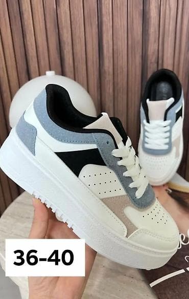 patike za kosarku zenske: Moda patike – više modela - Model 1: bele patike sa crnim dvostrukim — 3