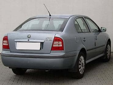 akcije 24: ŠKODA OCTAVIA I 1.4I - KOMPLETAN AUTO U DELOVIMA | Kompletan auto u — 1