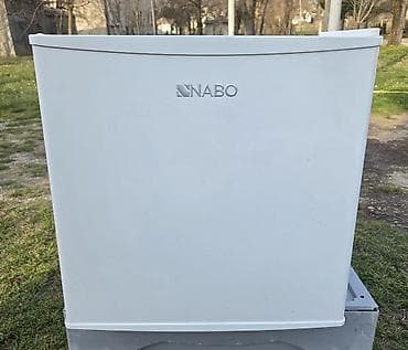 tehnomanija risiver za tv: Mini frižider Nabo – kompaktan stojeći model sa malim zamrzivačem - — 2