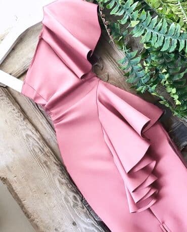 missguided haljine: A K C I J A.
Haljina — 1
