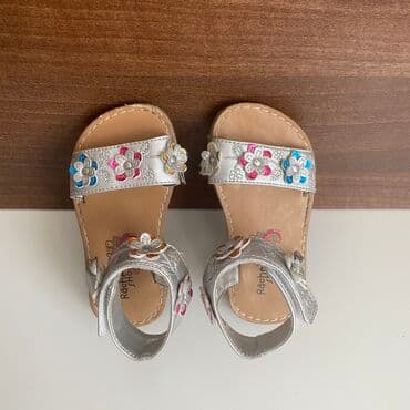 mikrofoni za decu: Preslatke Rachel Shoes sandale za male devojcice Nisu puno nosene,u — 2
