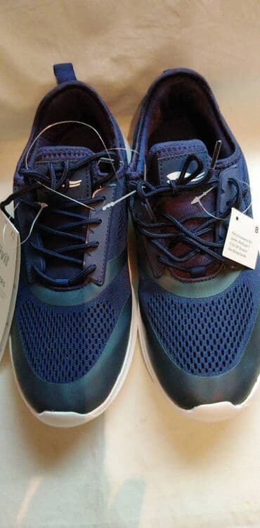 ct302 new balance: Trainers, size - 42 — 4